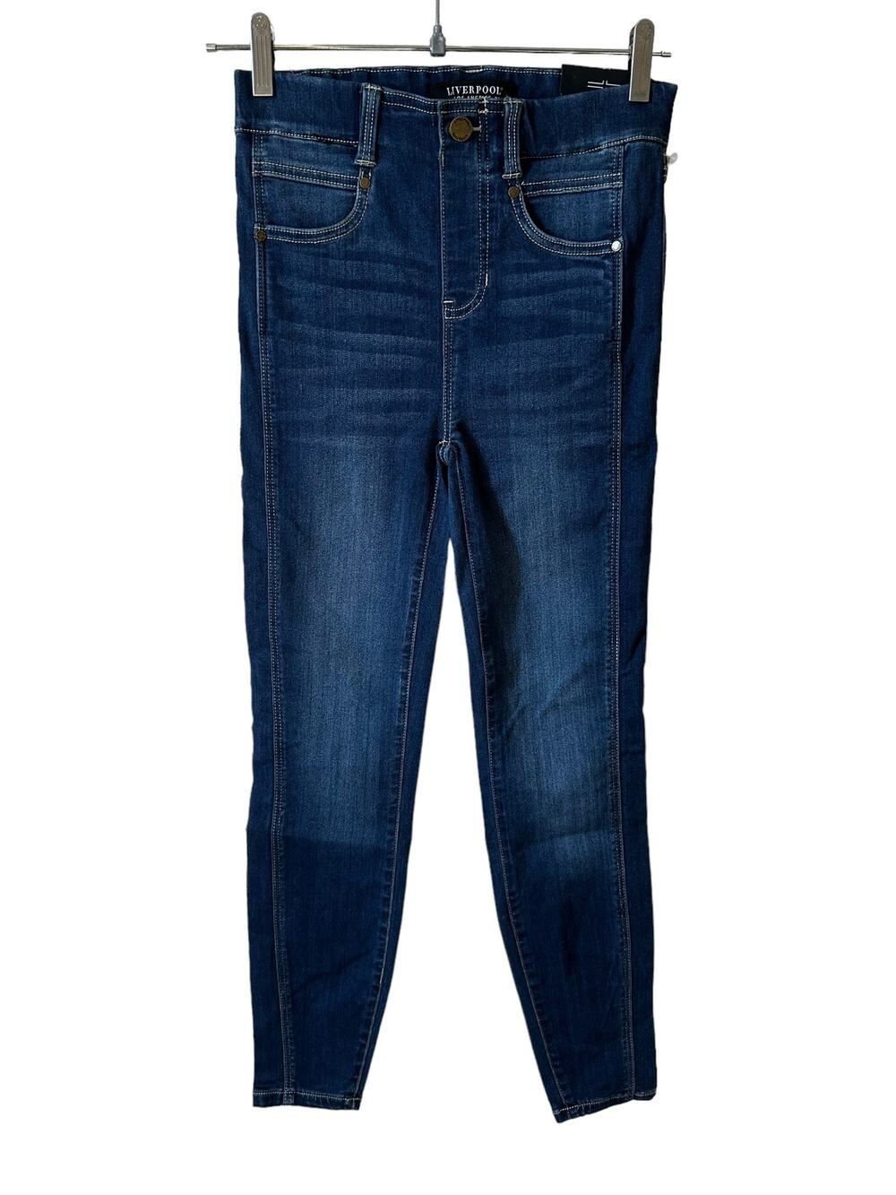 NWT Liverpool Women Skinny Jeans Dark Wash 2 or 26 Casual Comfort Y2K Minimalist
